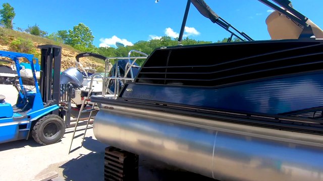 Walkthrough | 2019 Harris 270 Grand Mariner @ MarineMax Lake of the Ozarks, Missouri