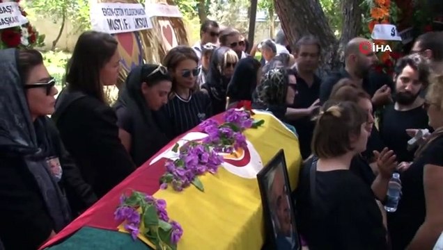 Enis Fosforoğlu son yolculuğuna uğurlandı