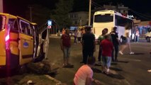 Antalya'da turistlerin trafik kazası kamerada: 1 turist öldü, 5'i turist 7 yaralı
