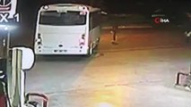 Antalya'da turistlerin trafik kazası kamerada: 1 turist öldü, 5'i turist 7 yaralı