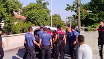 Erzincan’da komşular arasında çıkan bıçaklı kavgaya polis müdahale etti
