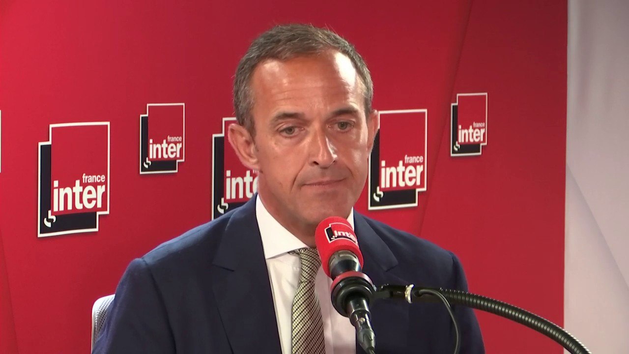 Frédéric Mion, directeur de Sciences Po Paris explique pourquoi l'école mise désormais sur l'oral pour l'examen d'admission : "Nos épreuves écrites se bornaient à confirmer ce que nous savions déjà sur nos candidats "