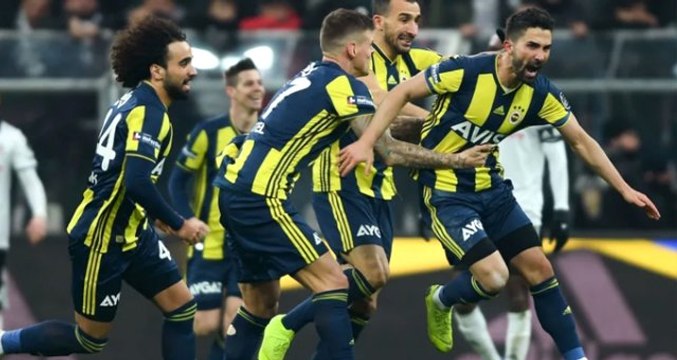 Son dakika! Fenerbahçe, Mehmet Topal ile yollarını ayırdı
