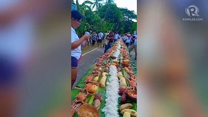 Boodle fight during first Crab Festival in Castilla, Sorsogon
