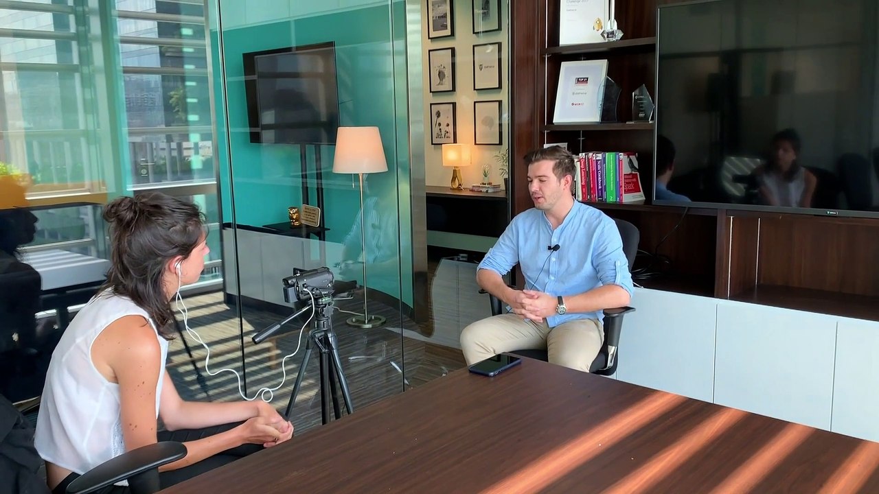 Dathena - Christopher Muffat - Singapour