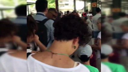 Marmaray’da arıza meydana geldi, vatandaşlar trenden inip yürüdü