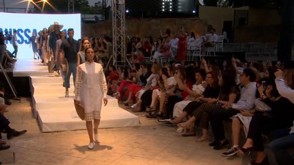 عشاق الموضة في مهرجان أزياء قرطاج