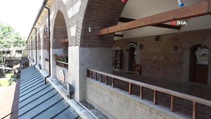 Anadolu'nun en büyüklerinden Taşhan'da el sanatları yaşatılıyor