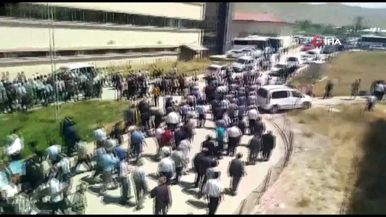 Van'da 1 kişinin öldüğü, 7 kişinin yaralandığı kavganın görüntüleri ortaya çıktı