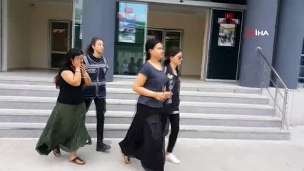 Uyuşturucu taciri baba, kızı ve gelini 2 kilo bonzai ile yakalandı