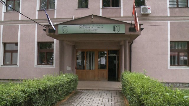 Zgjidhen dekanët e rinjë ,hapet konkurs për rektor në universitetin e Gjakovës-Lajme