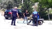 Burri godet gruan me sëpatë, tmerr në Vlorë - News, Lajme - Vizion Plus