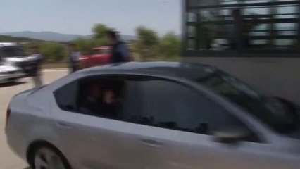 Dolors Bassa arriba al Puig de les Basses després d'un trasllat de més de set hores