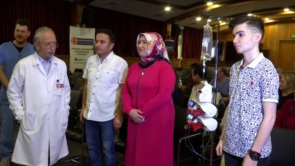 Kalp nakli bekleyen gence hastanede mezuniyet sürprizi - İSTANBUL