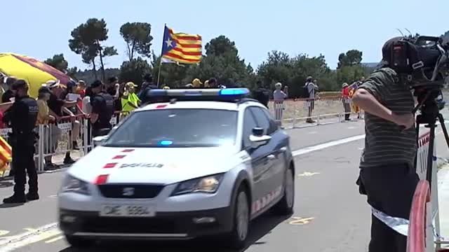 Los políticos independentistas llegan a la prisión de Lledoners