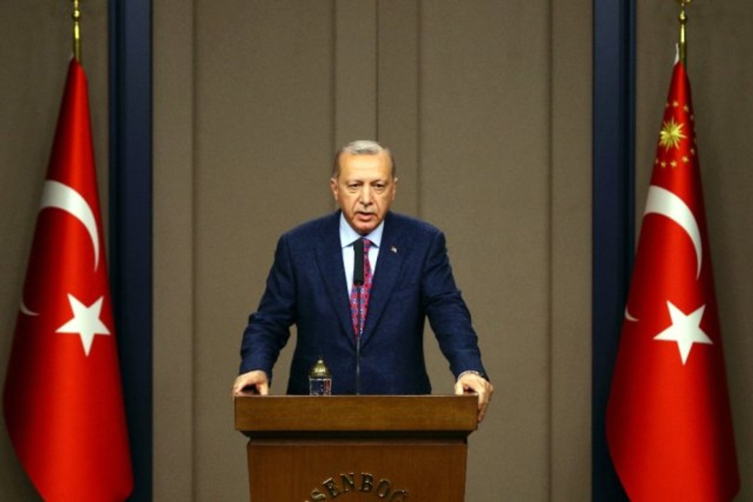 "Sayın Kılıçdaroğlu kendi söylüyor kendi dinliyor"