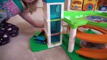 Cute Kid Genevieve Plays with Tayo the Little Bus Elevator!