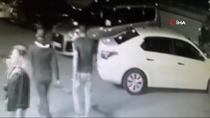 Tartıştığı garsonları silahla vuran şahıs kaçarken kardeşinin de yaraladı