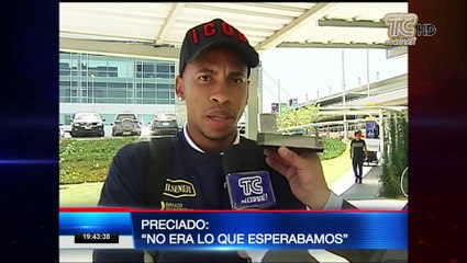 Selección ecuatoriana arribó al país tras su eliminación
