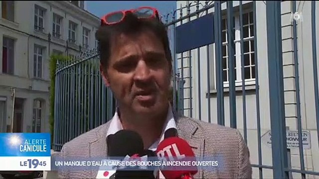 Spéciale Canicule : De plus en plus de bouches d'incendie sont cassées volontairement pour se rafraîchir provoquant de pénuries pour les habitants