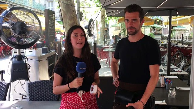 Canicule : avec 36° degrés à Arles, les terrasses du centre-ville sont vides