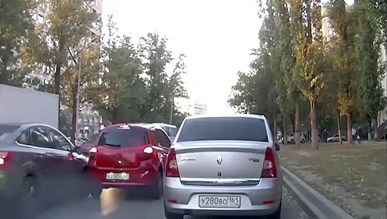 Car crashes  -311
