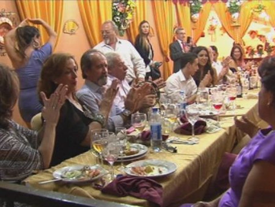 Arranca la Feria de Sevilla 2014 con el tradicional "alumbrao"