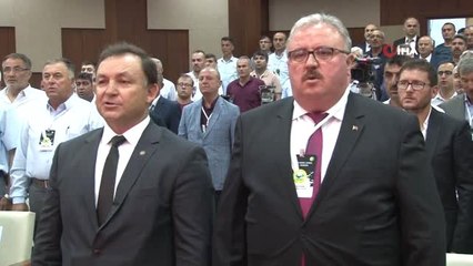 Bakan Pakdemirli: "Ulusal Kırmızı Et Konseyi kesim fiyatlarını açıklayacak, üreticinin mağduriyeti...