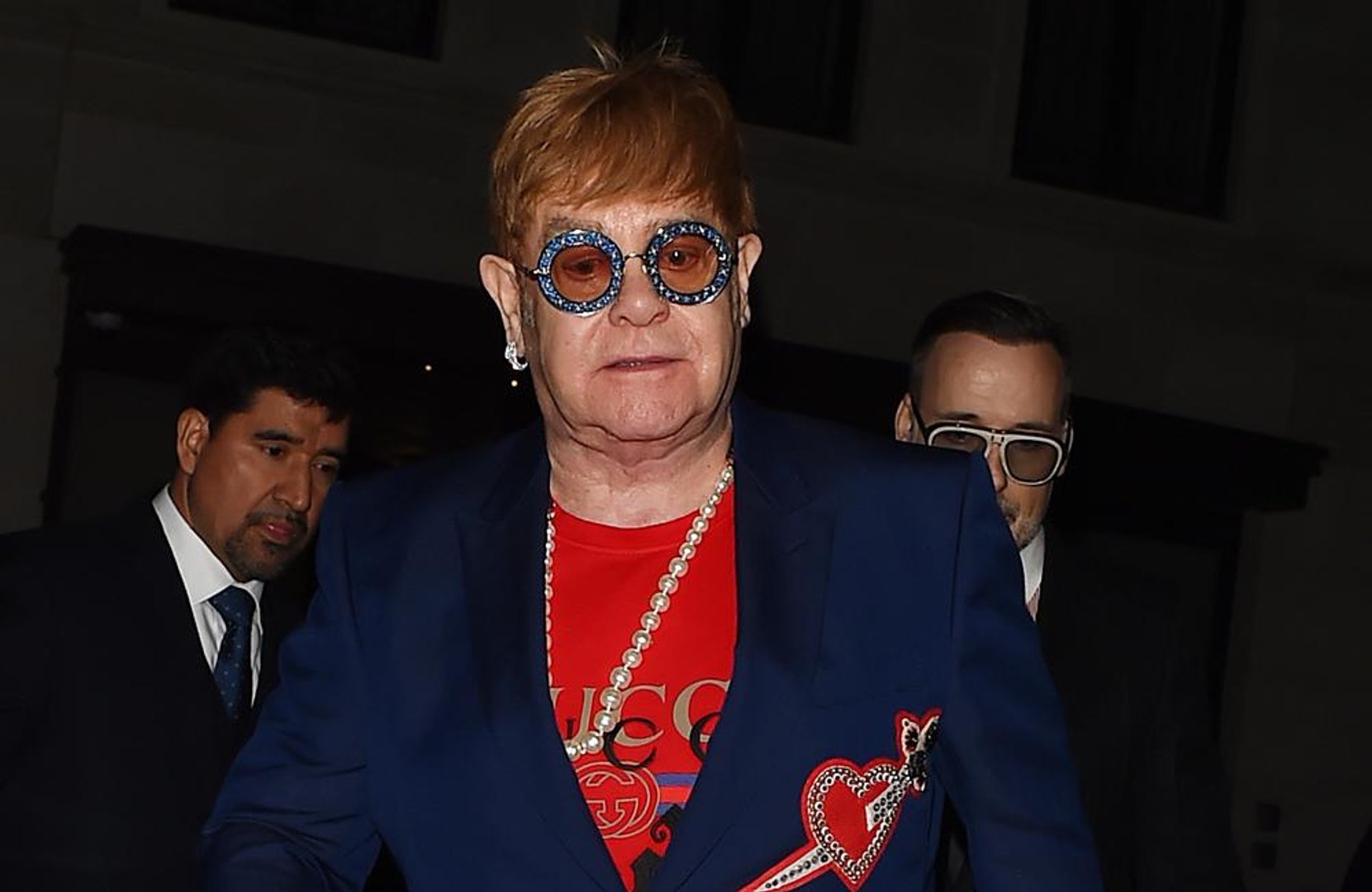 ⁣Sir Elton John finds clearouts 'tough'