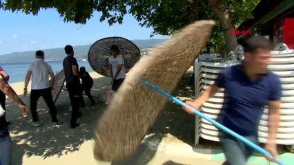 Bursa'da Zabıta sahillerdeki işgale geçit vermiyor