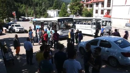 Öğretmenler, doğa harikası Çatak Kanyonunda 7 kilometre yürüdü