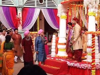 GATHBANDHAN | Omg! Dhanak Arrest Raghu and Mai | गठबंधन