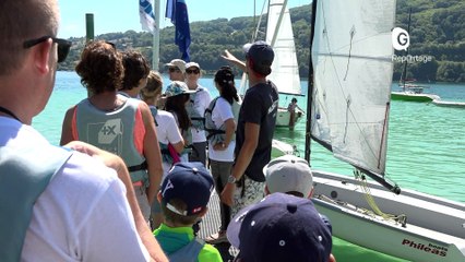 Reportage - Ils s'essayent à la voile au lac de Paladru