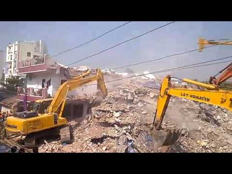 Toll in Hyderabad building collapse reaches three