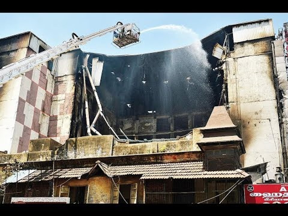 Chennai Silks showroom in T Nagar reduces to rubble