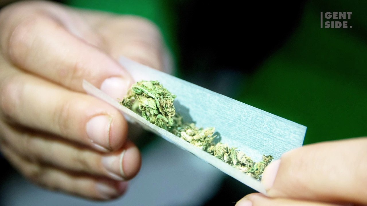 Una mujer llamada Marijuana Pepsi recibe un doctorado gracias a su nombre