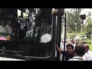 Karantaka floor test: JD(S) MLAs leave for Vidhan Soudha