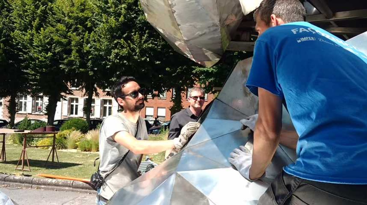 L'art habite la ville. Pour la fondation Mons 2025 une œuvre d'art square Roosevelt de David Mesguich. Vidéo Eric Ghislain