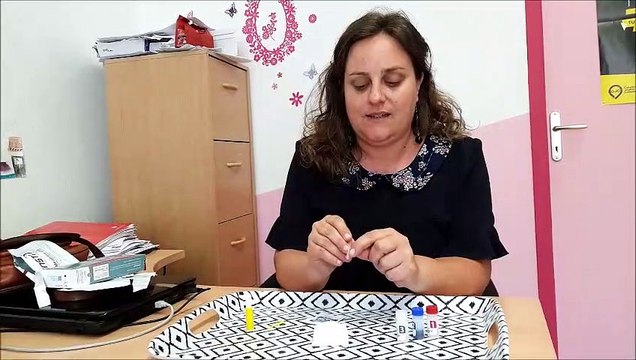 Sidaction: démonstration d'un test de dépistage rapide