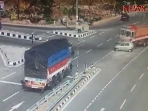 17-year-old girl among five killed in car crash in Telangana