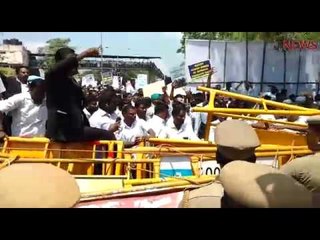 Tension at protest site near Madras HC as lawyers try to lay siege