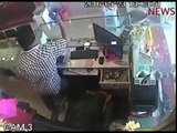 Watch: Monkey steals Rs 10,000 from jewellery shop, trained thief?