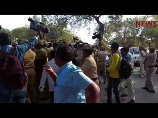 Anantkumar Hegde stirs up new controversy for "barking stray dogs" comment