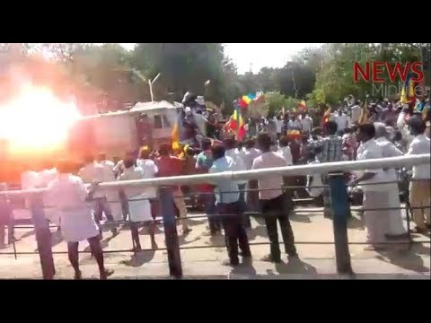 PMK man walks on top of train during Cauvery protest, gets electrocuted
