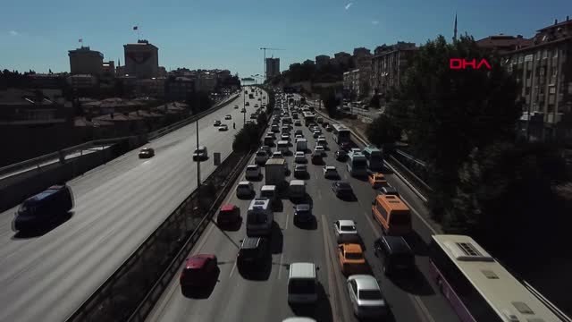 İSTANBUL-FSM'DEKİ BAKIM NEDENİYLE 15 TEMMUZ ŞEHİTLER KÖPRÜSÜ VE AVRASYA TÜNELİ'NDE YOĞUNLUK -2