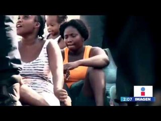 Скачать видео: Migrantes haitianos y africanos suplican ayuda en albergues de Chiapas | Noticias con Yuriria Sierra