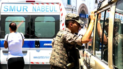 Tunisia suicide attacks kill police officer, wound several