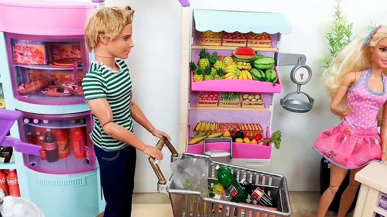 Barbie Grocery Shopping with Ken! Barbie Supermarket Grocery Store باربي مارت Barbie Supermercado | Karla D.