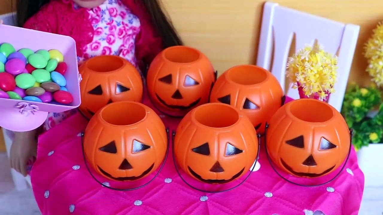 Baby Dollhouse Decoration for Halloween & Skeleton Design!