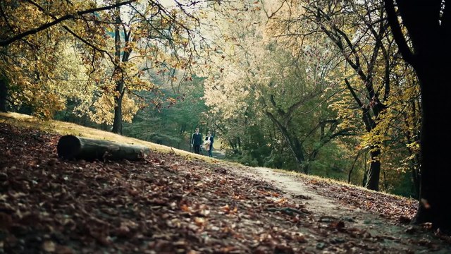 Восточная Молния | Христианский фильм «Как избавиться от лживости и стать радующим Бога честным человеком»Видеоклип 2/2